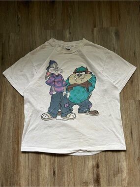 vintage 1993 Warner Bros. Looney Tunes "Hip Hop" graphic t-shirt